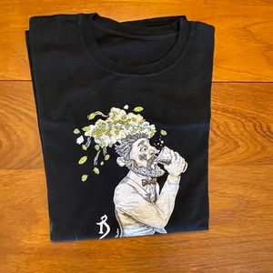 Alchemist Brewery (VT) Black Heady Topper T-Shirt/Size Large